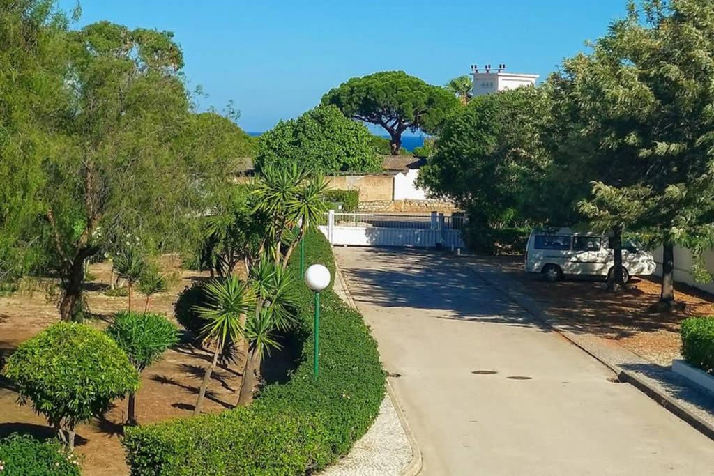 Praia Eulalia With Pool And 5 Minutes From The Beach Albufeira Bagian luar foto