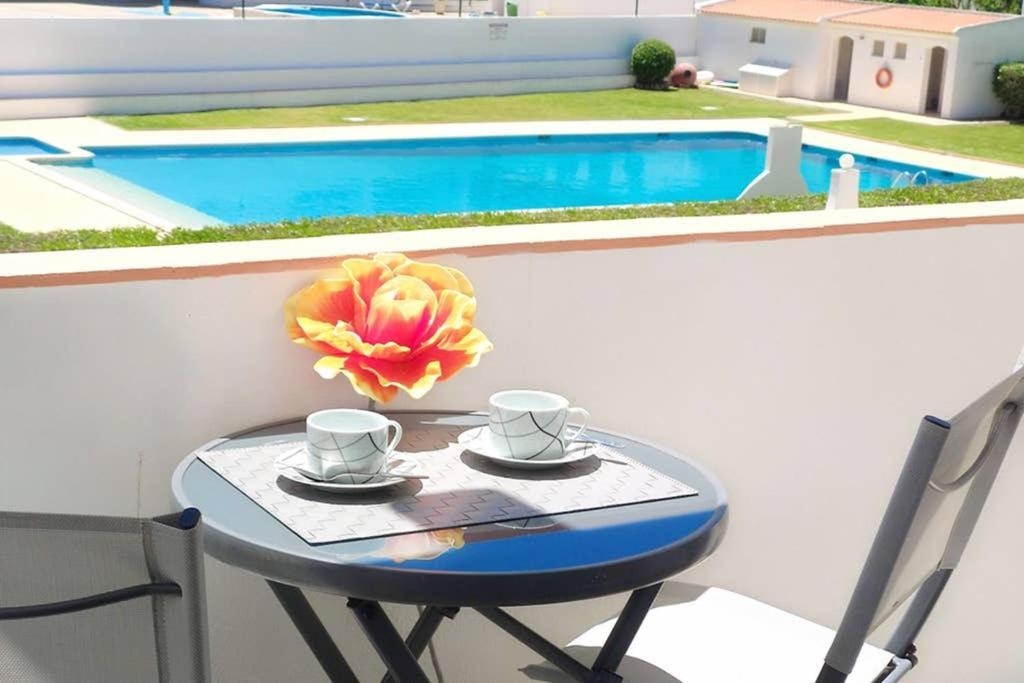 Praia Eulalia With Pool And 5 Minutes From The Beach Albufeira Bagian luar foto