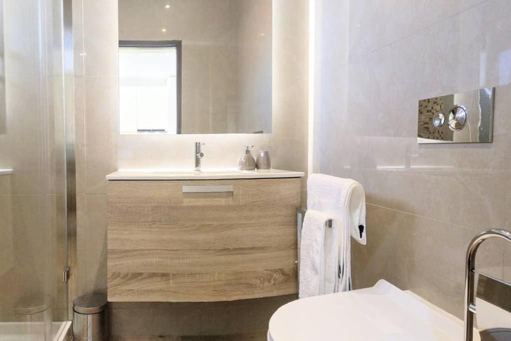 Praia Eulalia With Pool And 5 Minutes From The Beach Albufeira Bagian luar foto